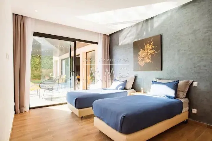 Villa moderne de plain-pied avec 5 chambres