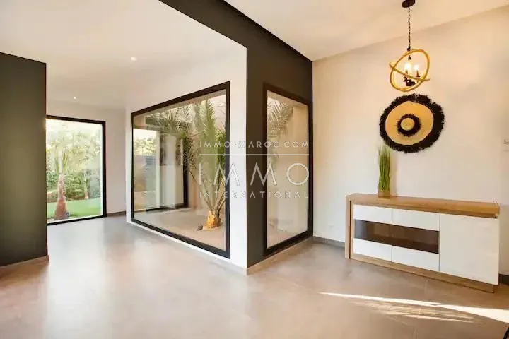 Villa moderne de plain-pied avec 5 chambres