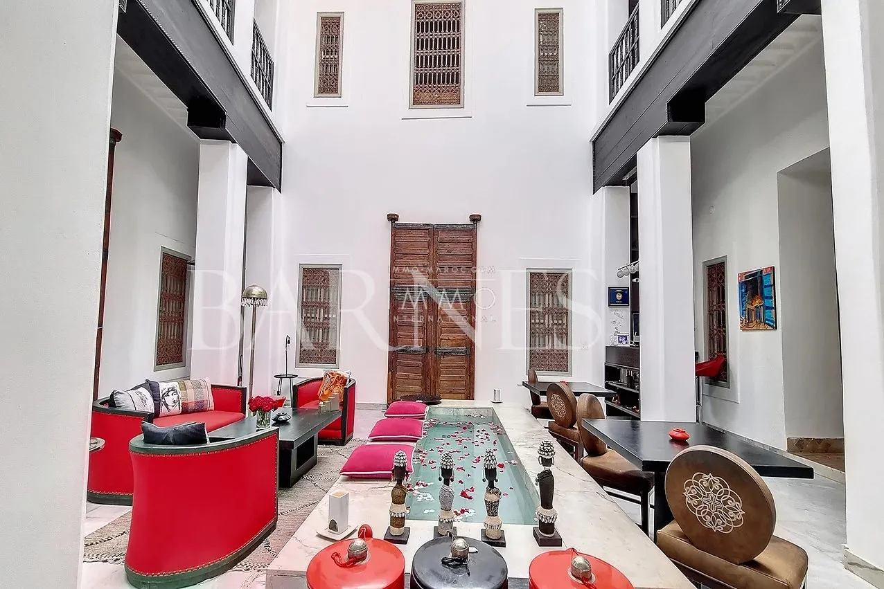 Ideally located in the historic heart of the city, nestled around the spice square