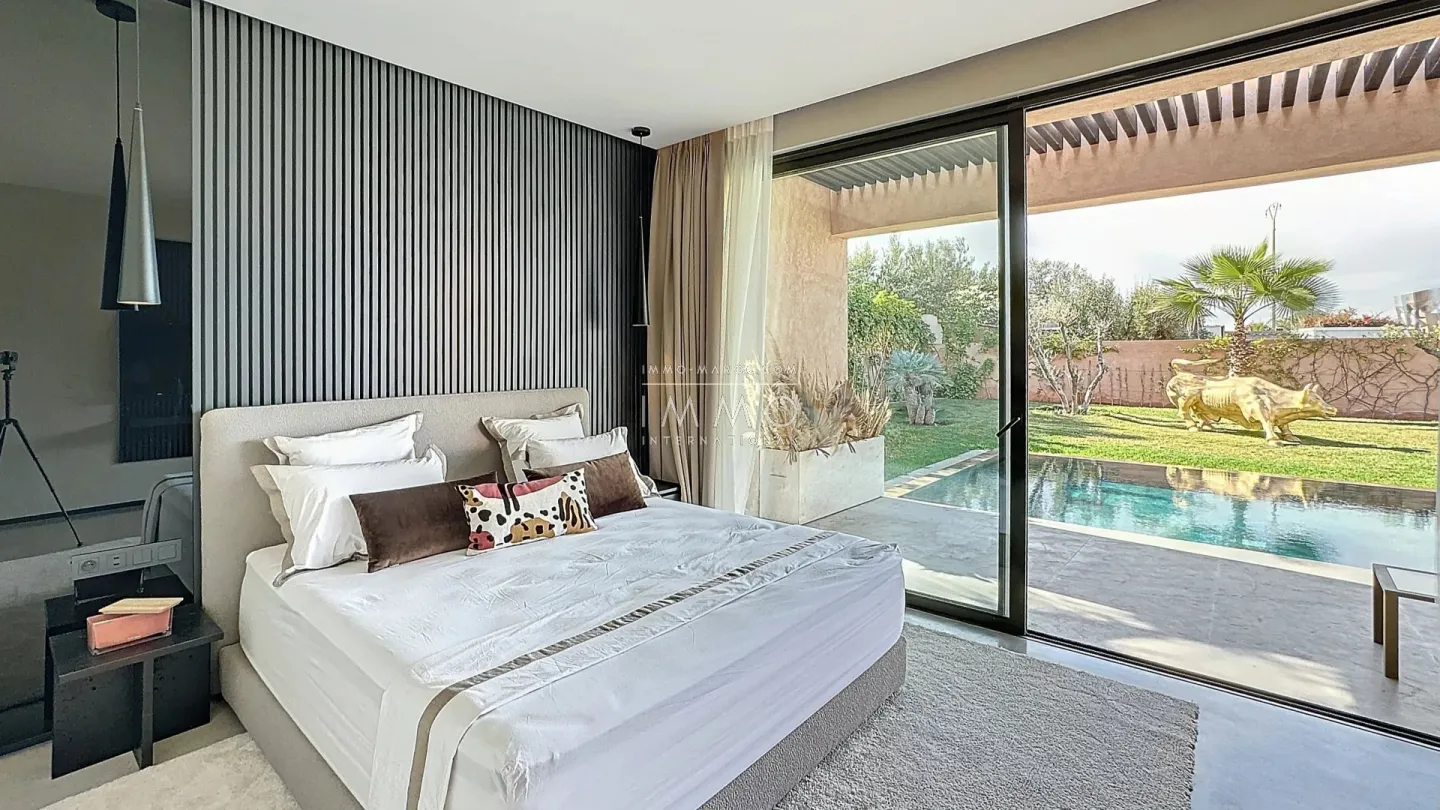 Contemporary villa under construction