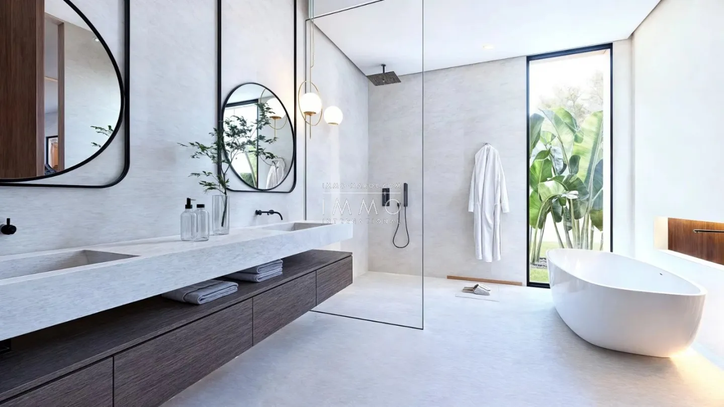 Contemporary villa under construction