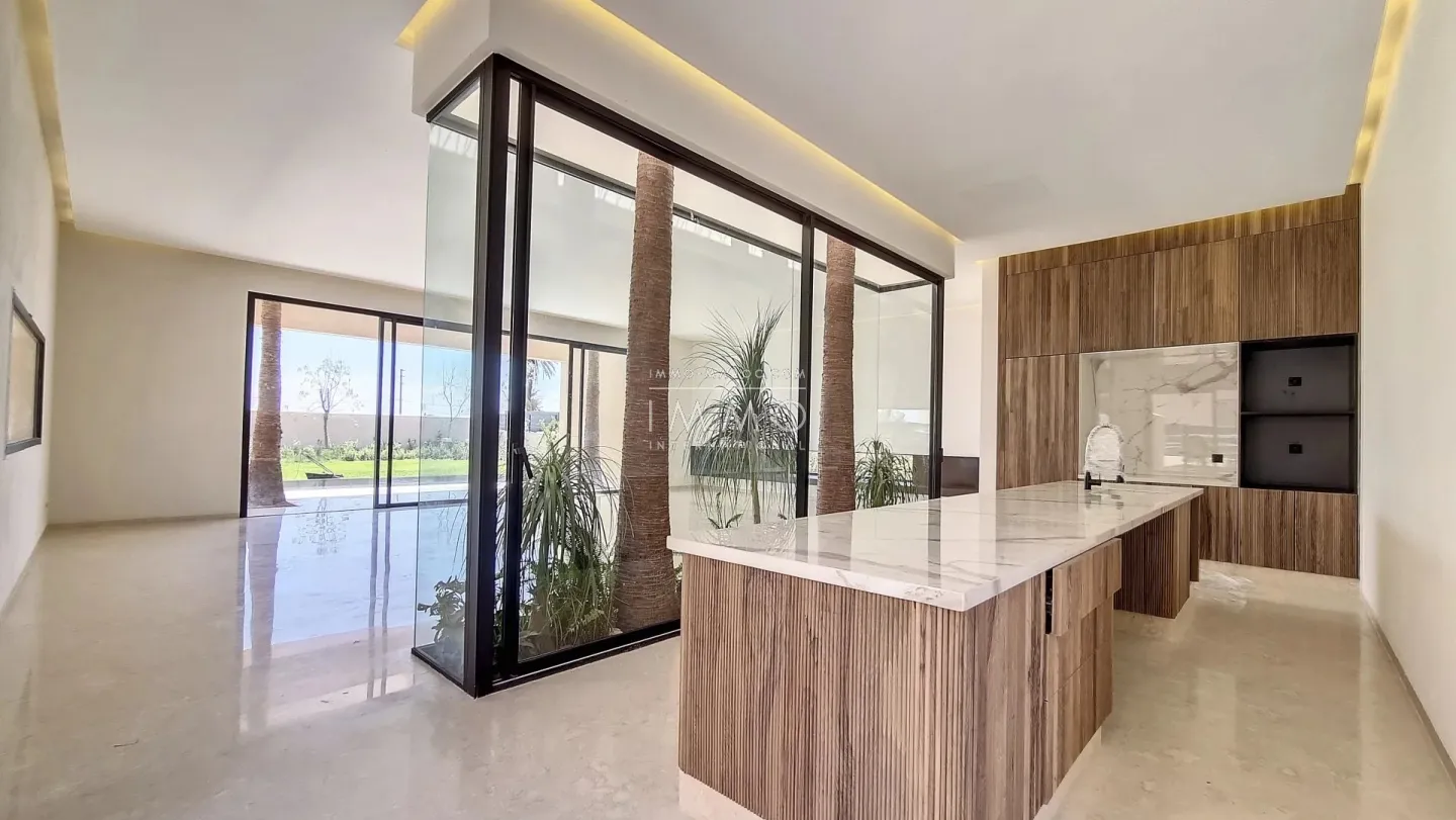 "new program! amizmiz road"