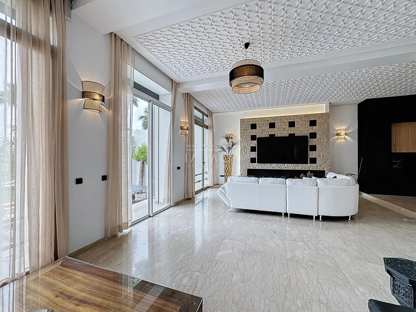 For sale - prestigious golf-front villa in argan.