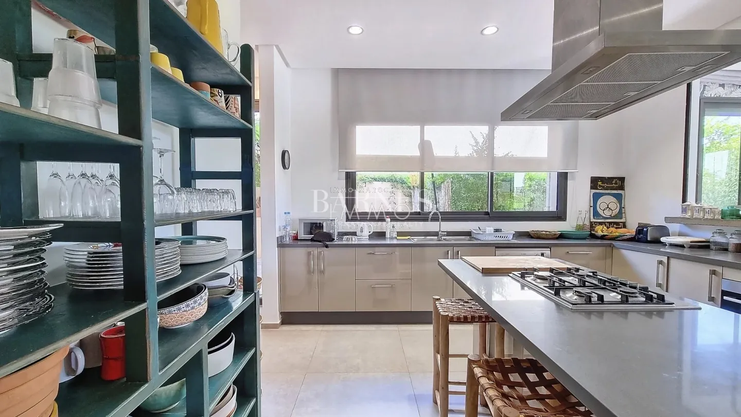 Luxury house for sale in marrakech, fronting a golf course.