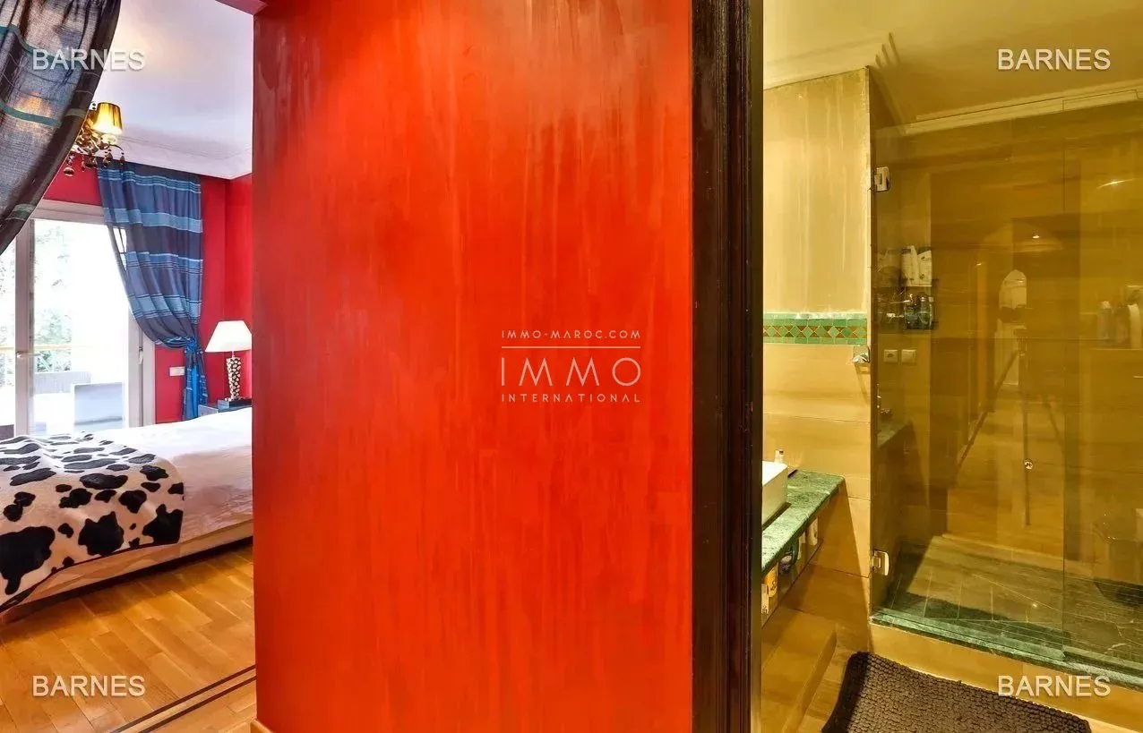 Sumptuous duplex with private heated pool