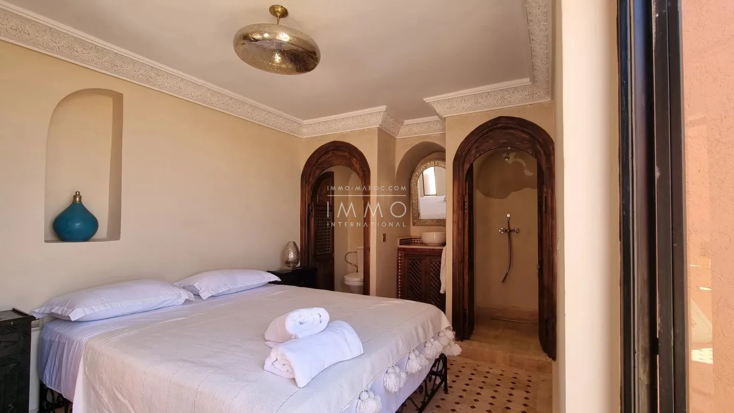 Beautiful 5-bedroom riad with bathrooms, located in the sidi mimoun district, for sale