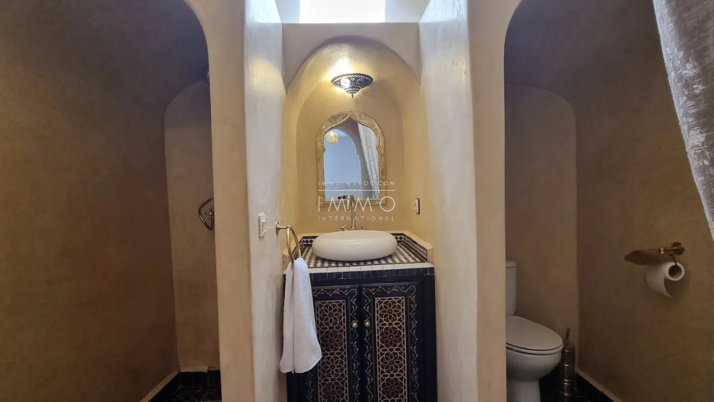 Beautiful 5-bedroom riad with bathrooms, located in the sidi mimoun district, for sale