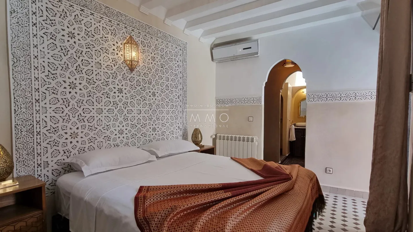 Beautiful 5-bedroom riad with bathrooms, located in the sidi mimoun district, for sale