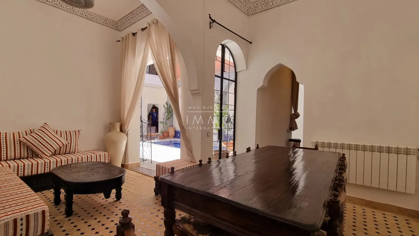 Beautiful 5-bedroom riad with bathrooms, located in the sidi mimoun district, for sale