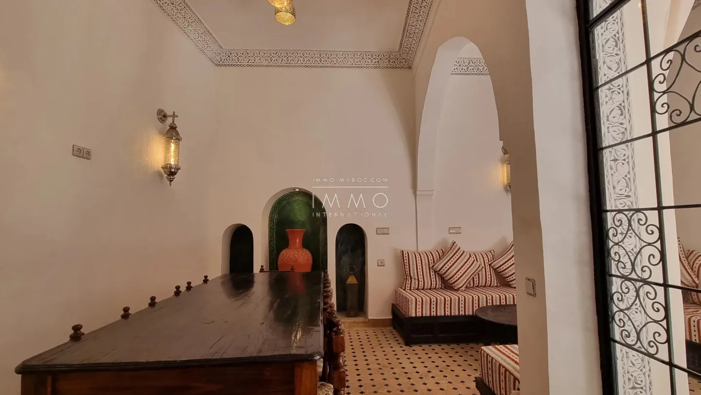 Beautiful 5-bedroom riad with bathrooms, located in the sidi mimoun district, for sale