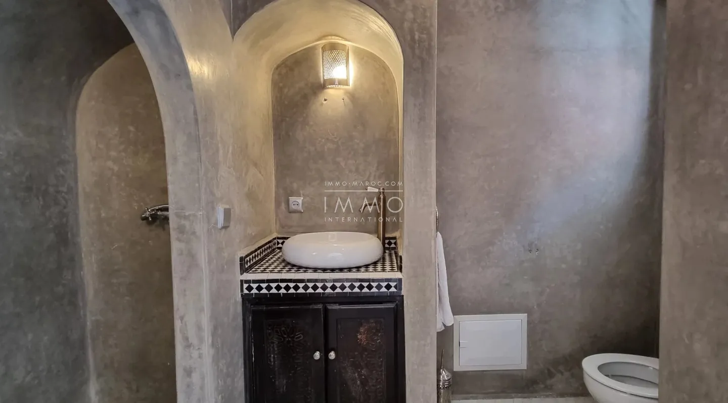 Beautiful 5-bedroom riad with bathrooms, located in the sidi mimoun district, for sale
