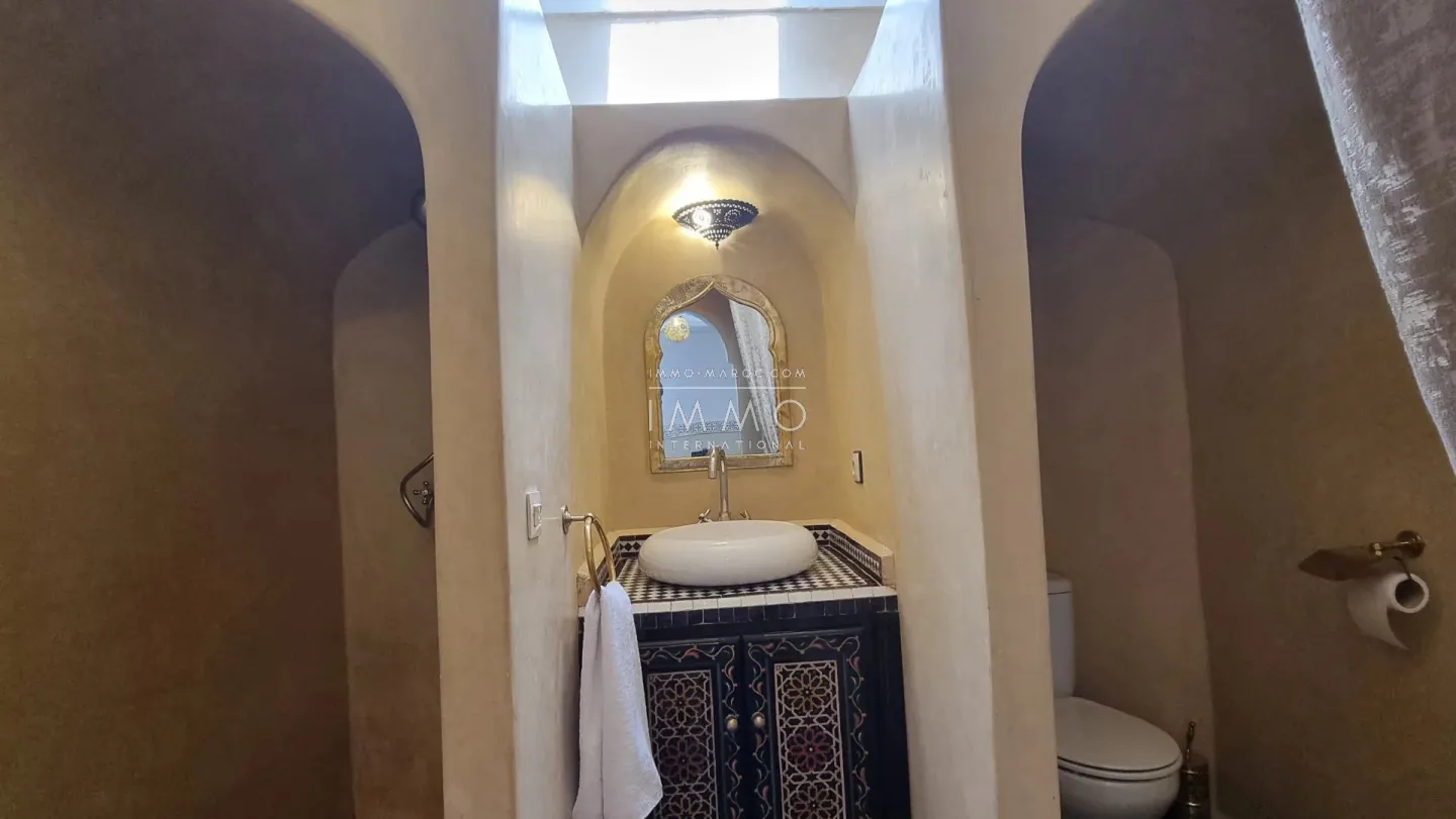 Beautiful 5-bedroom riad with bathrooms, located in the sidi mimoun district, for sale