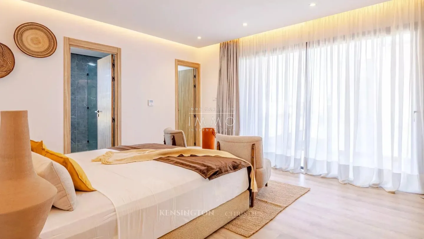 Luxurious villa in marrakech with swimming pool and private garden