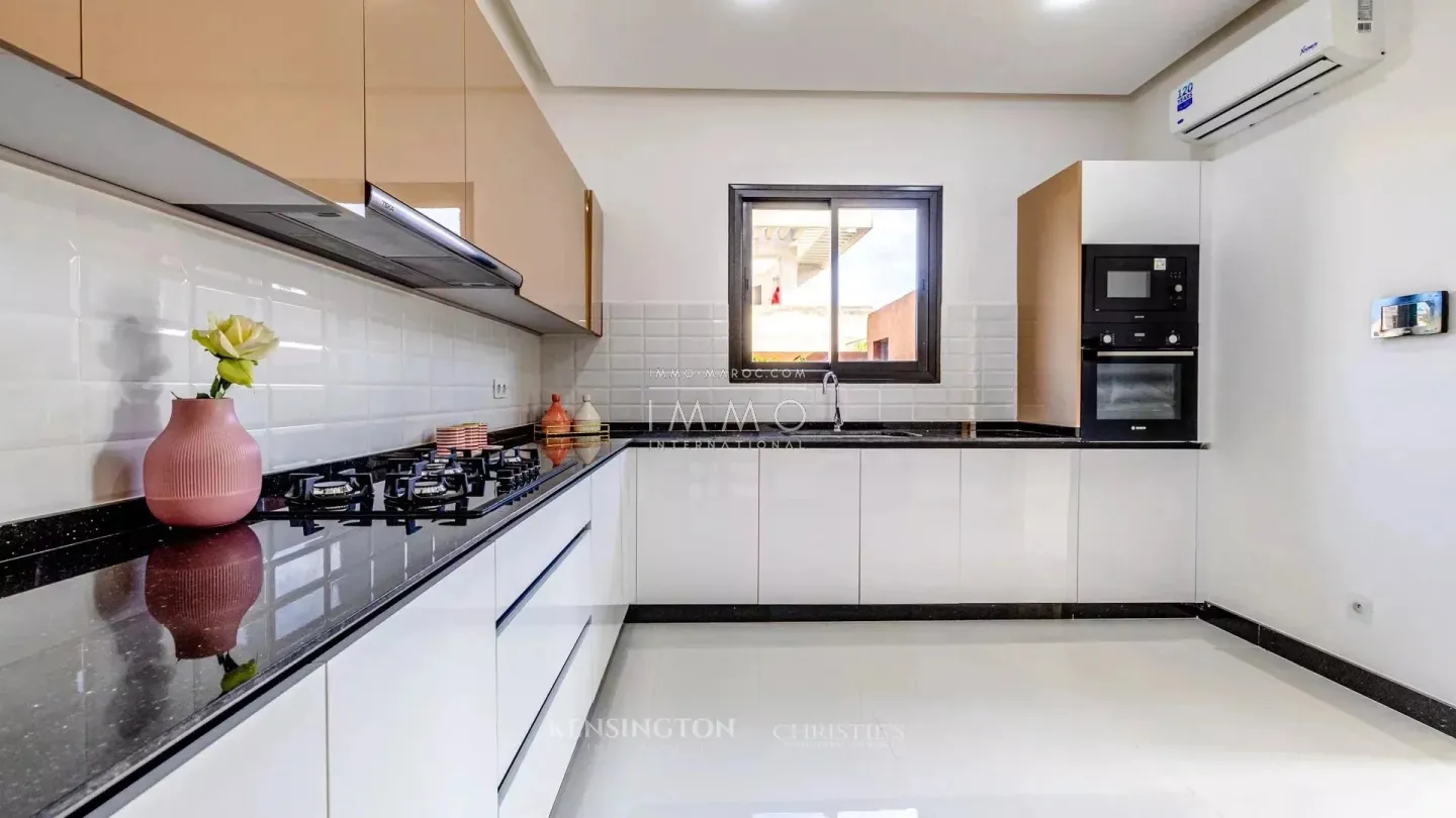 Luxurious villa in marrakech with swimming pool and private garden