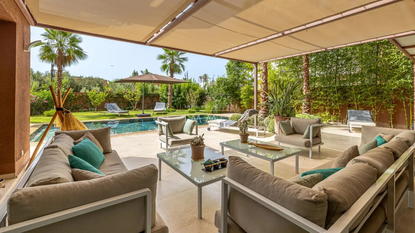 Luxurious villa in marrakech with swimming pool and private garden
