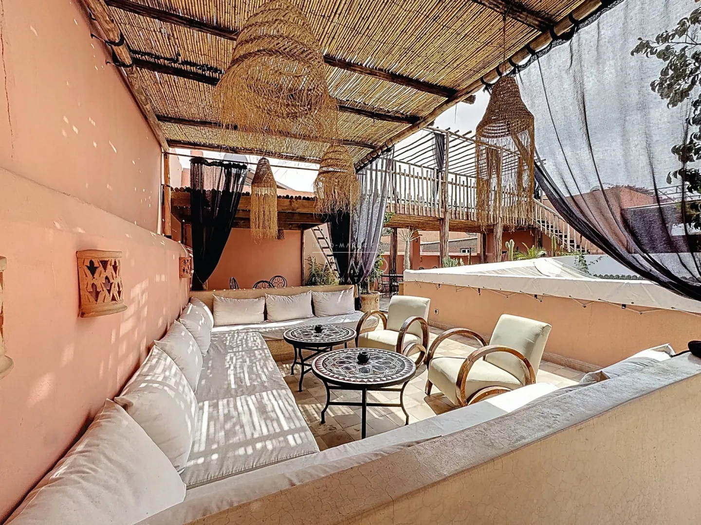 Beautiful guesthouse for sale – marrakech medina"