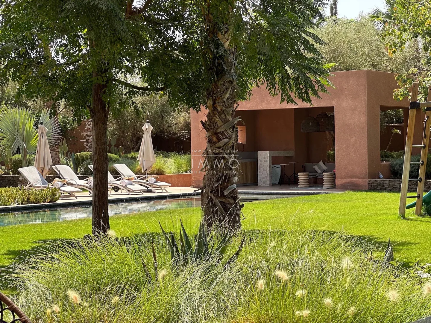 Luxury contemporary villa with infinity pool for sale on the ourika road in marrakech.