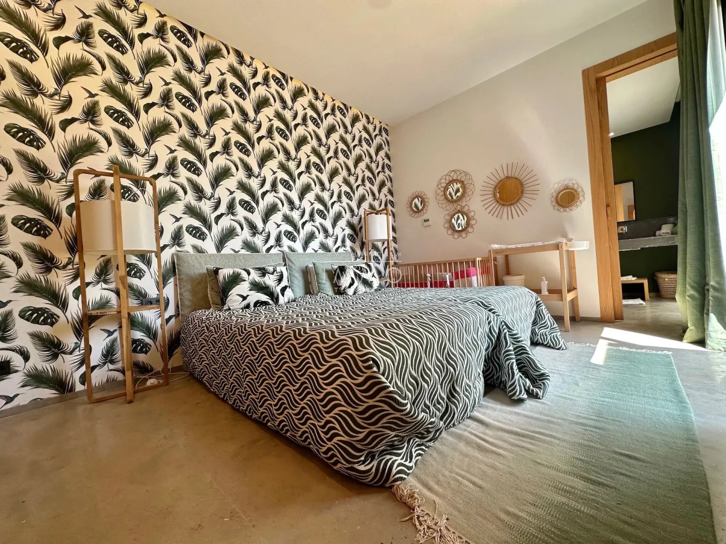 Luxury contemporary villa with infinity pool for sale on the ourika road in marrakech.