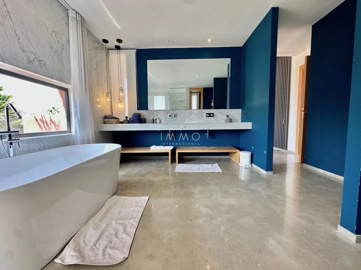 Luxury contemporary villa with infinity pool for sale on the ourika road in marrakech.