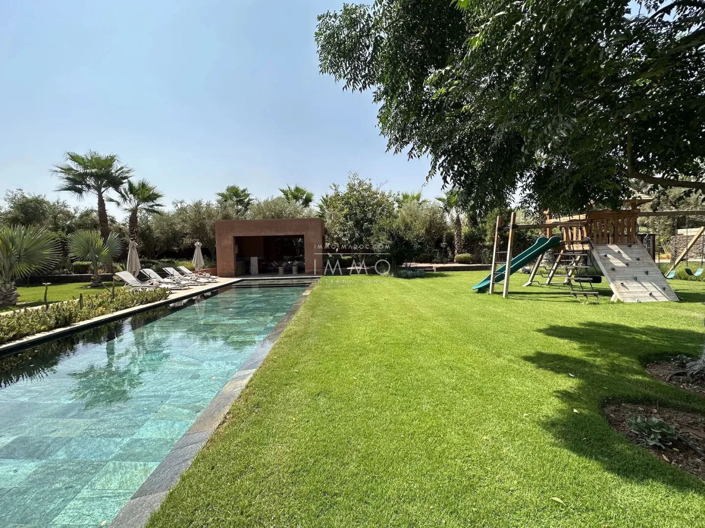Luxury contemporary villa with infinity pool for sale on the ourika road in marrakech.