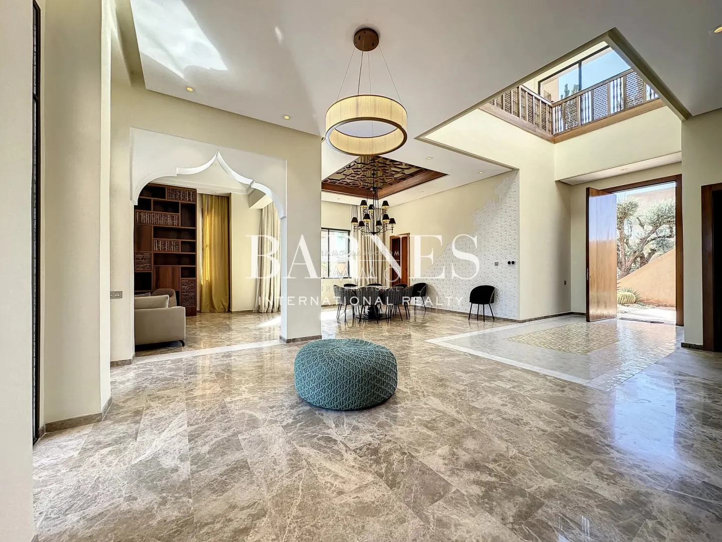 4-suite villa with a refined moroccan style, located directly on the golf course.