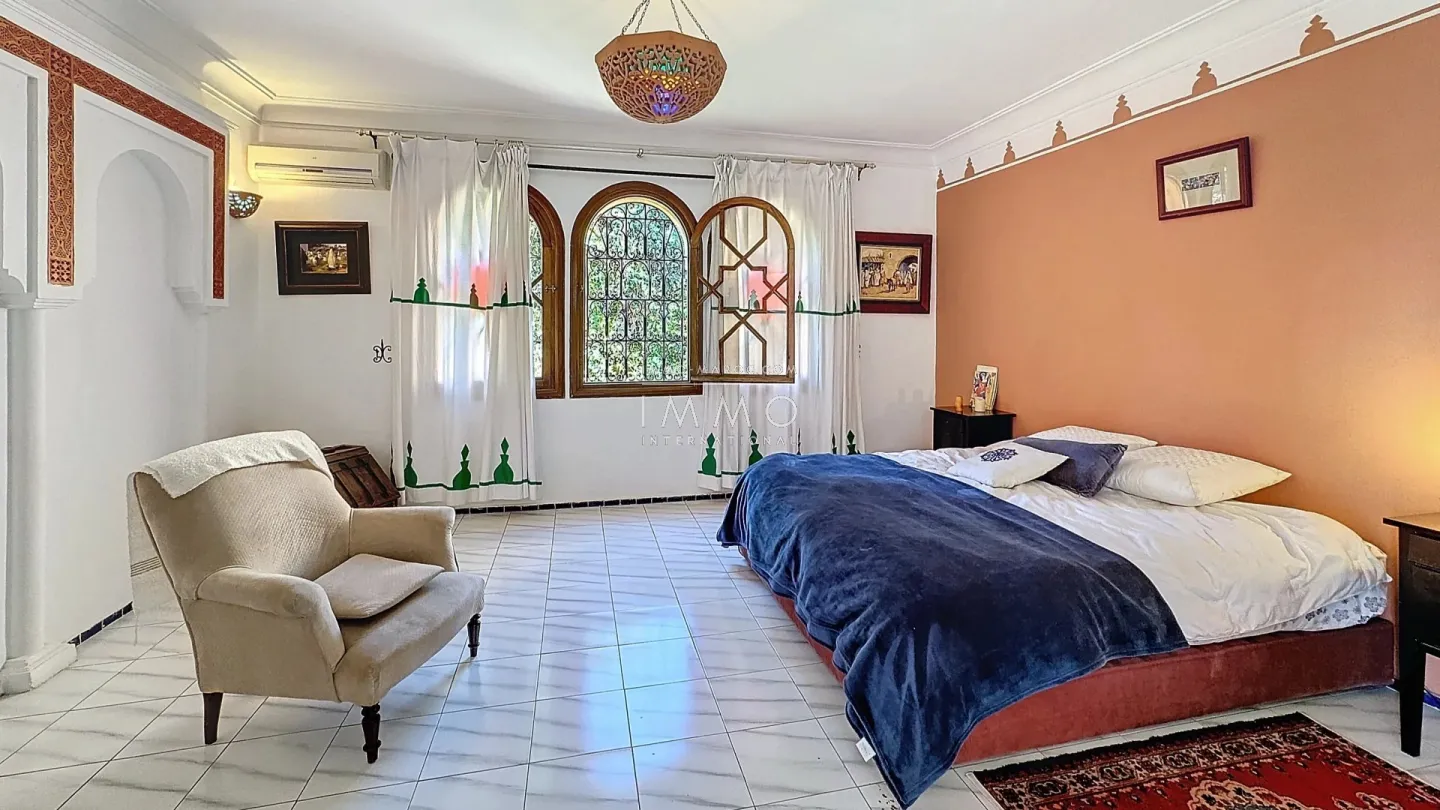 For sale – prestigious riad-style villa in targa, marrakech