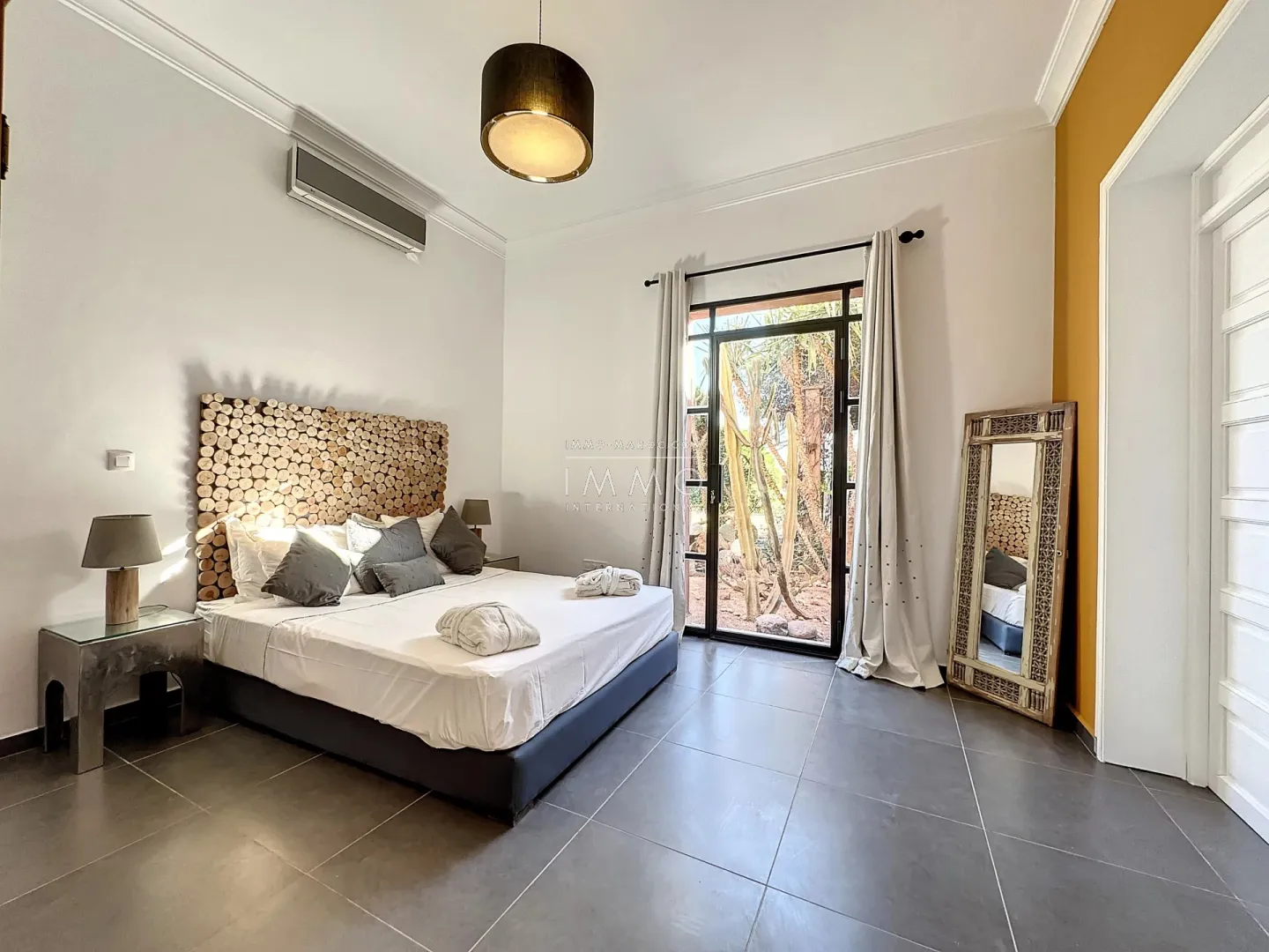 Contemporary house with vna (certificate of non-agricultural use) on the amizmiz road.