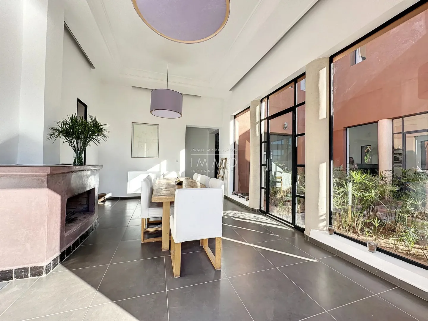 Contemporary house with vna (certificate of non-agricultural use) on the amizmiz road.