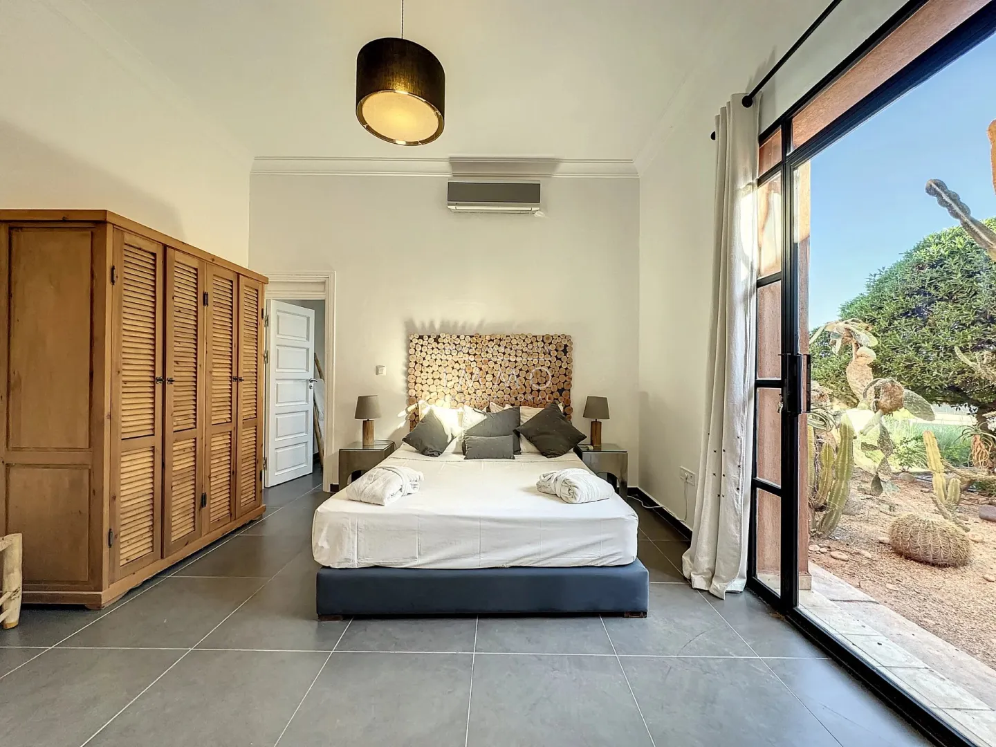 Contemporary house with vna (certificate of non-agricultural use) on the amizmiz road.