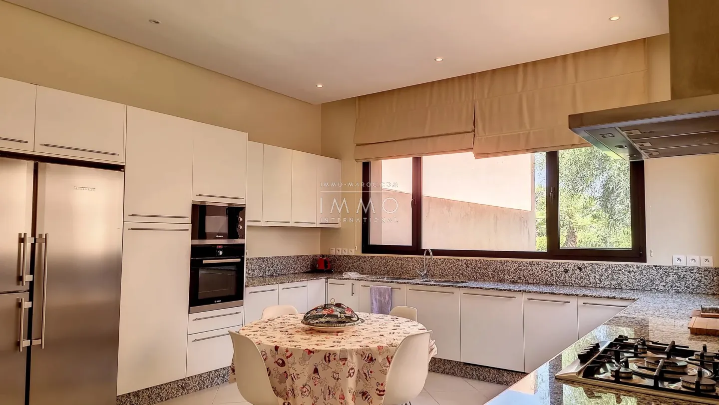 Beautiful villa facing the atlas mountains vna ok