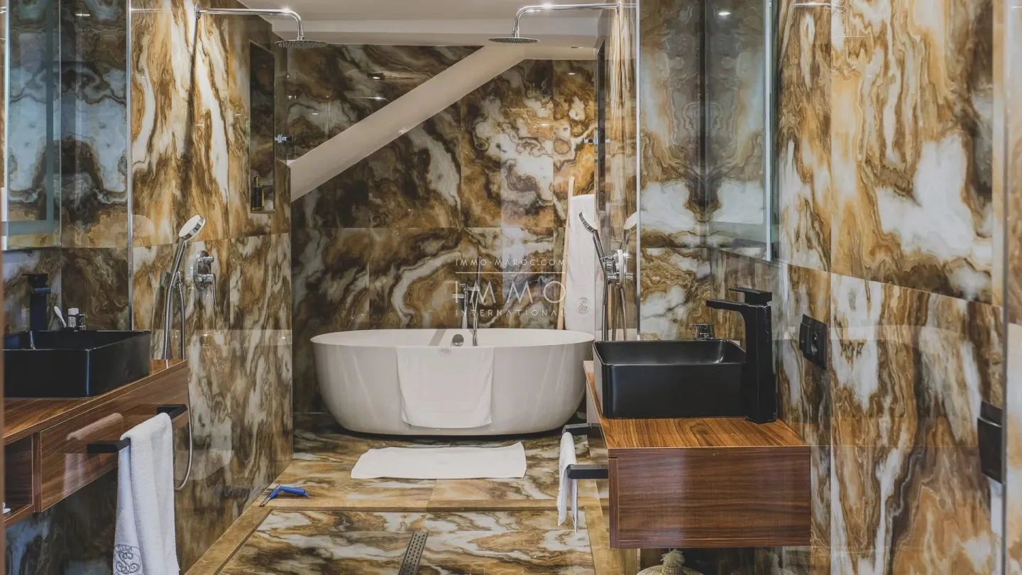 Contemporary villa for sale on the golf course of al maaden, marrakech