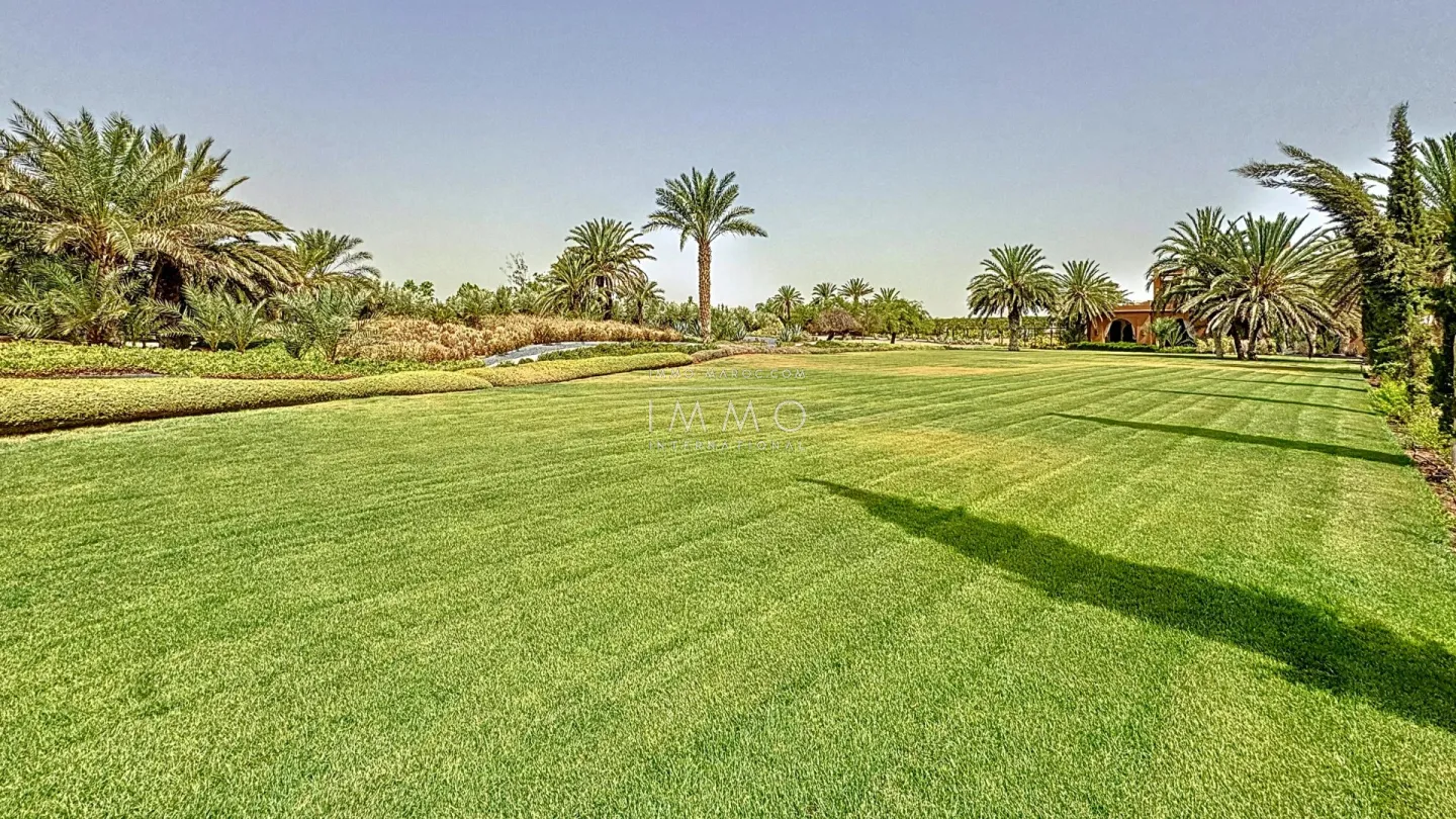 Exceptional moroccan palace - for sale palmeraie marrakech
