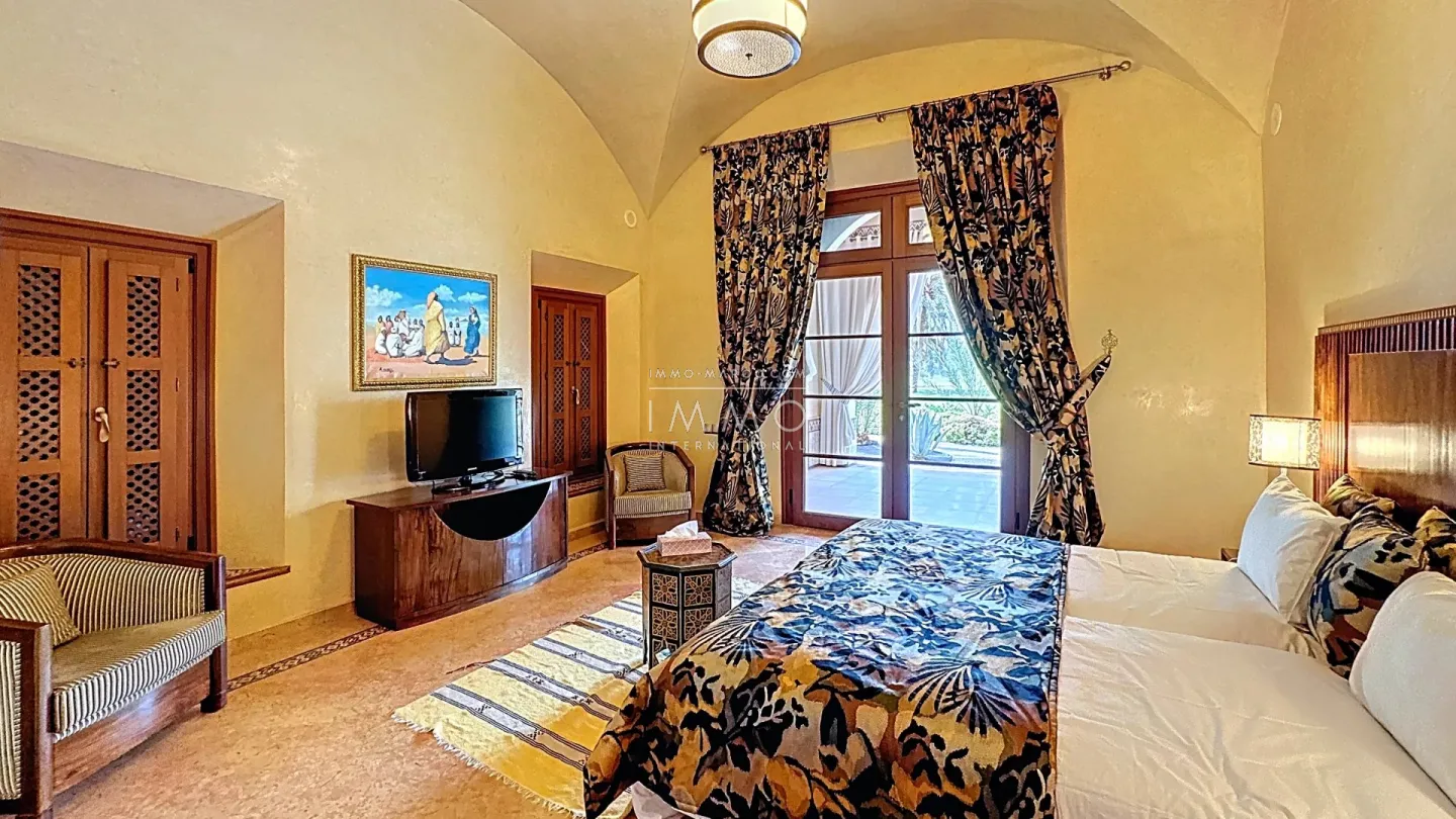 Exceptional moroccan palace - for sale palmeraie marrakech