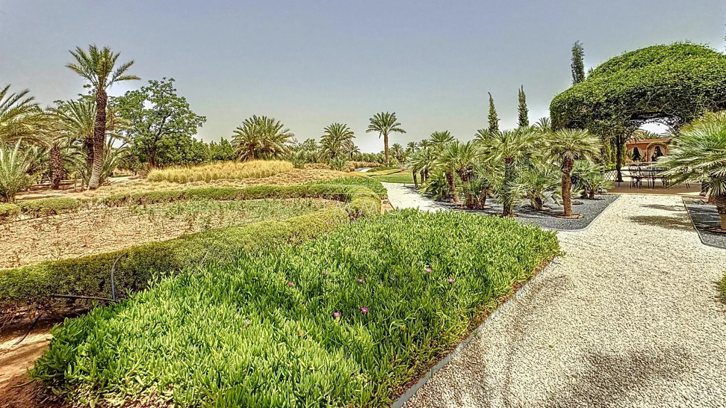 Exceptional moroccan palace - for sale palmeraie marrakech