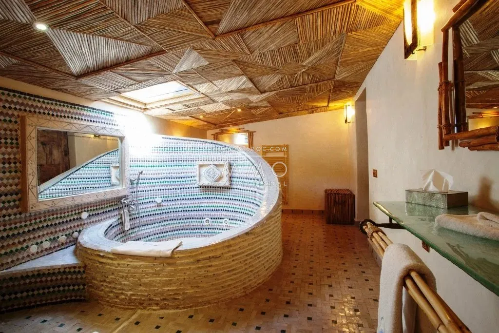 Charming guest house for sale in the heart of the palmeraie bab atlas grove