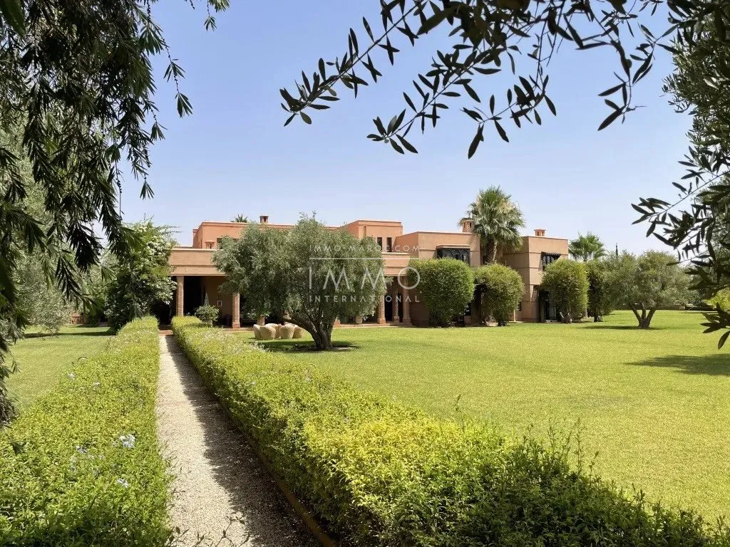 Exceptional property for sale on 3.36 hectares of landscaped land with a panoramic view of the atlas mountains."