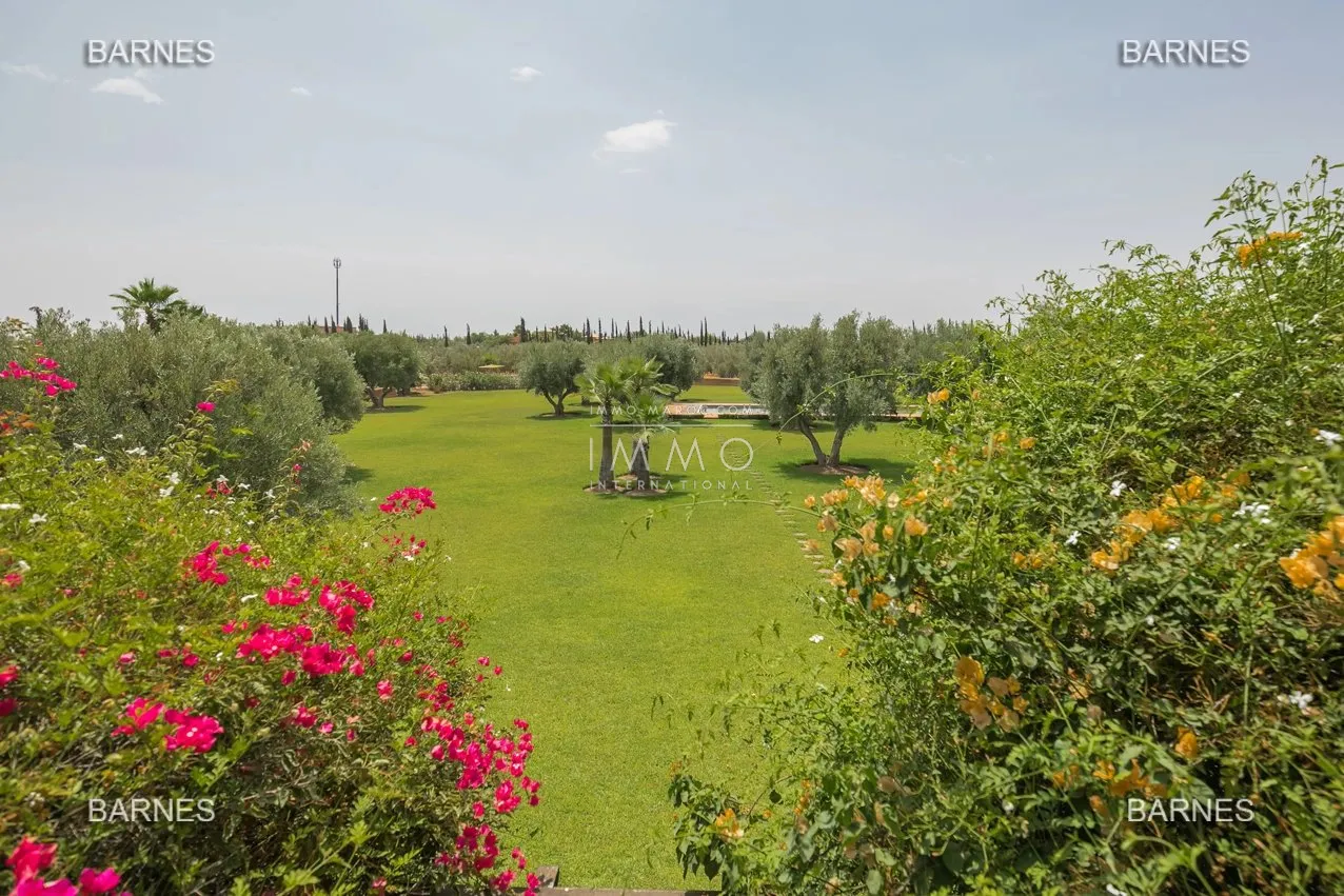 Exceptional property for sale on 3.36 hectares of landscaped land with a panoramic view of the atlas mountains."