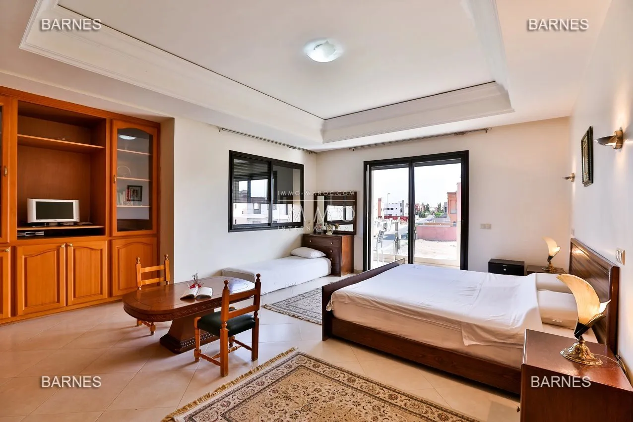 Villa for sale 5 minutes from the city center of marrakech.