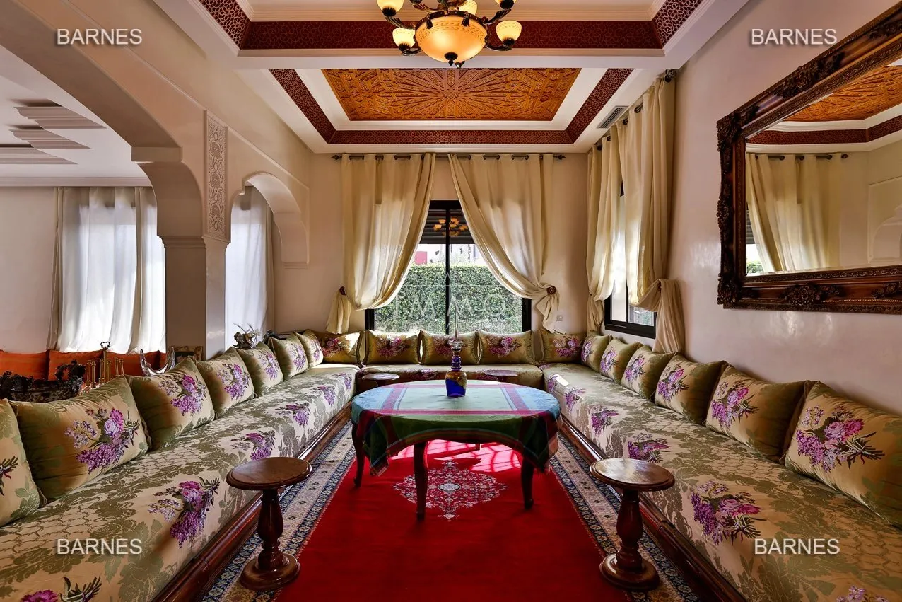 Villa for sale 5 minutes from the city center of marrakech.