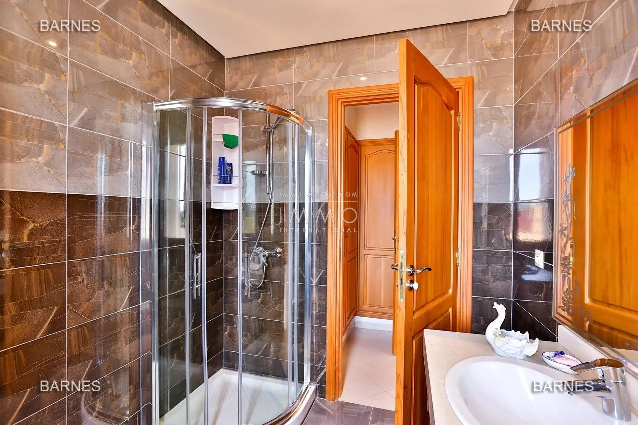 Villa for sale 5 minutes from the city center of marrakech.