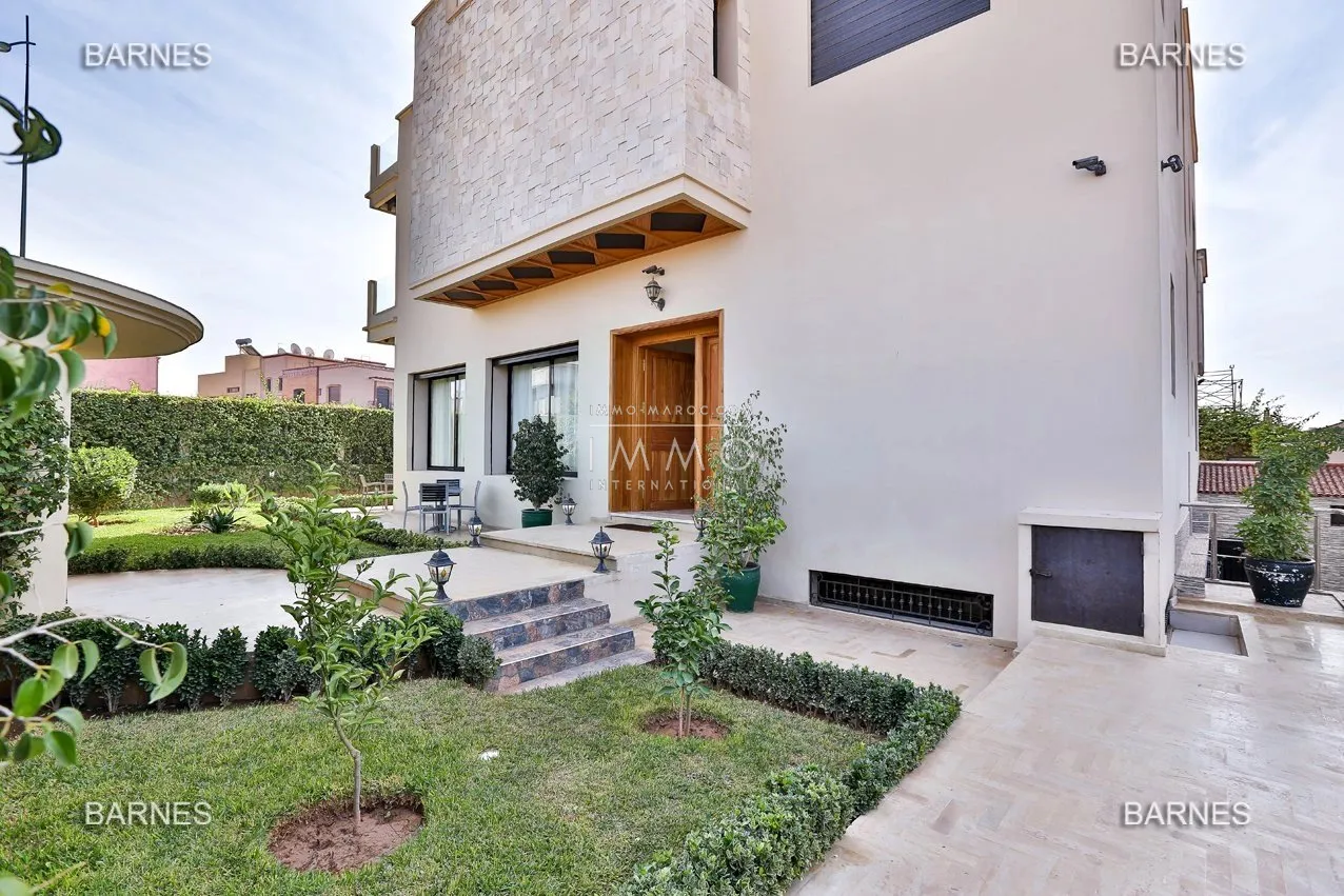Villa for sale 5 minutes from the city center of marrakech.