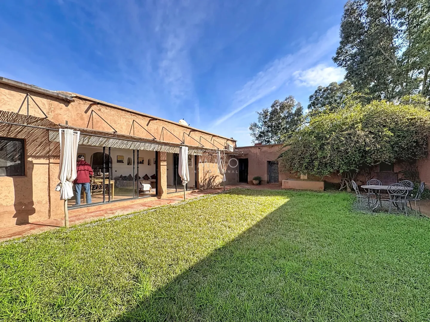 Superb country villa overlooking the atlas mountains - 35 minutes from town