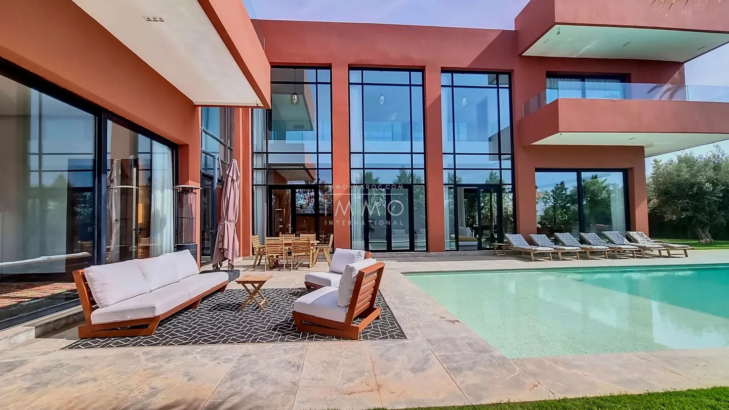 Impressive contemporary villa for sale on golf amelkis marrakech