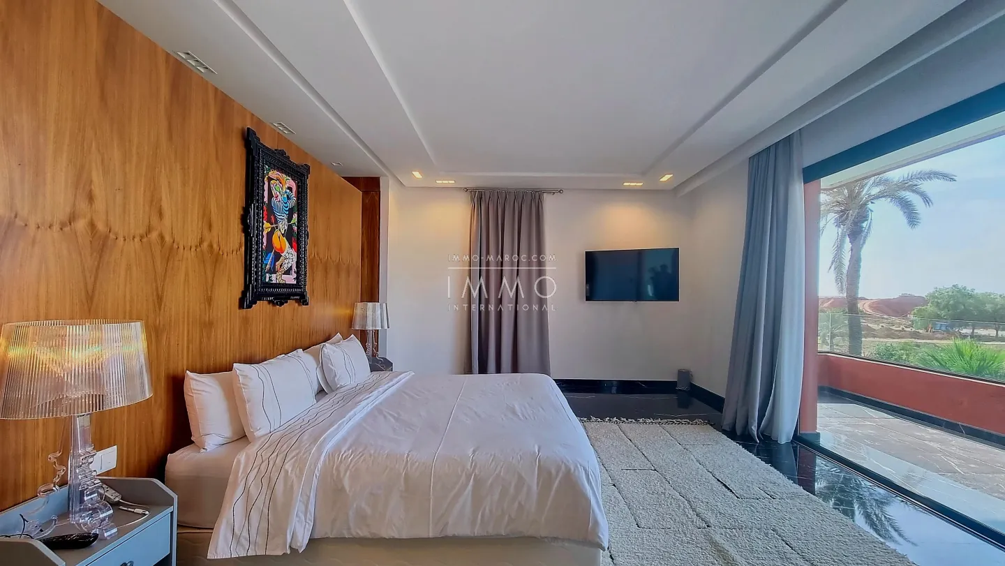 Impressive contemporary villa for sale on golf amelkis marrakech