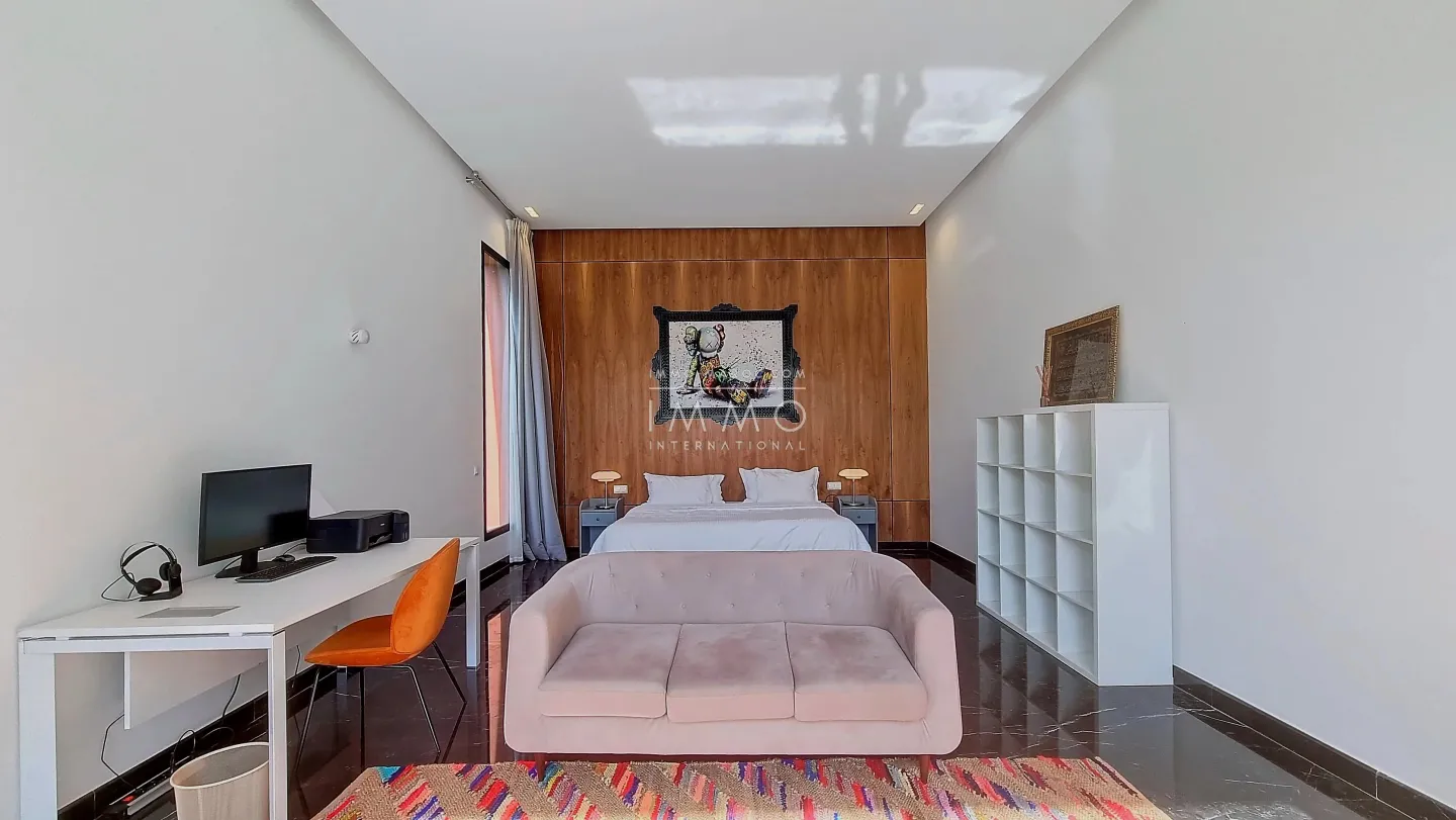 Impressive contemporary villa for sale on golf amelkis marrakech