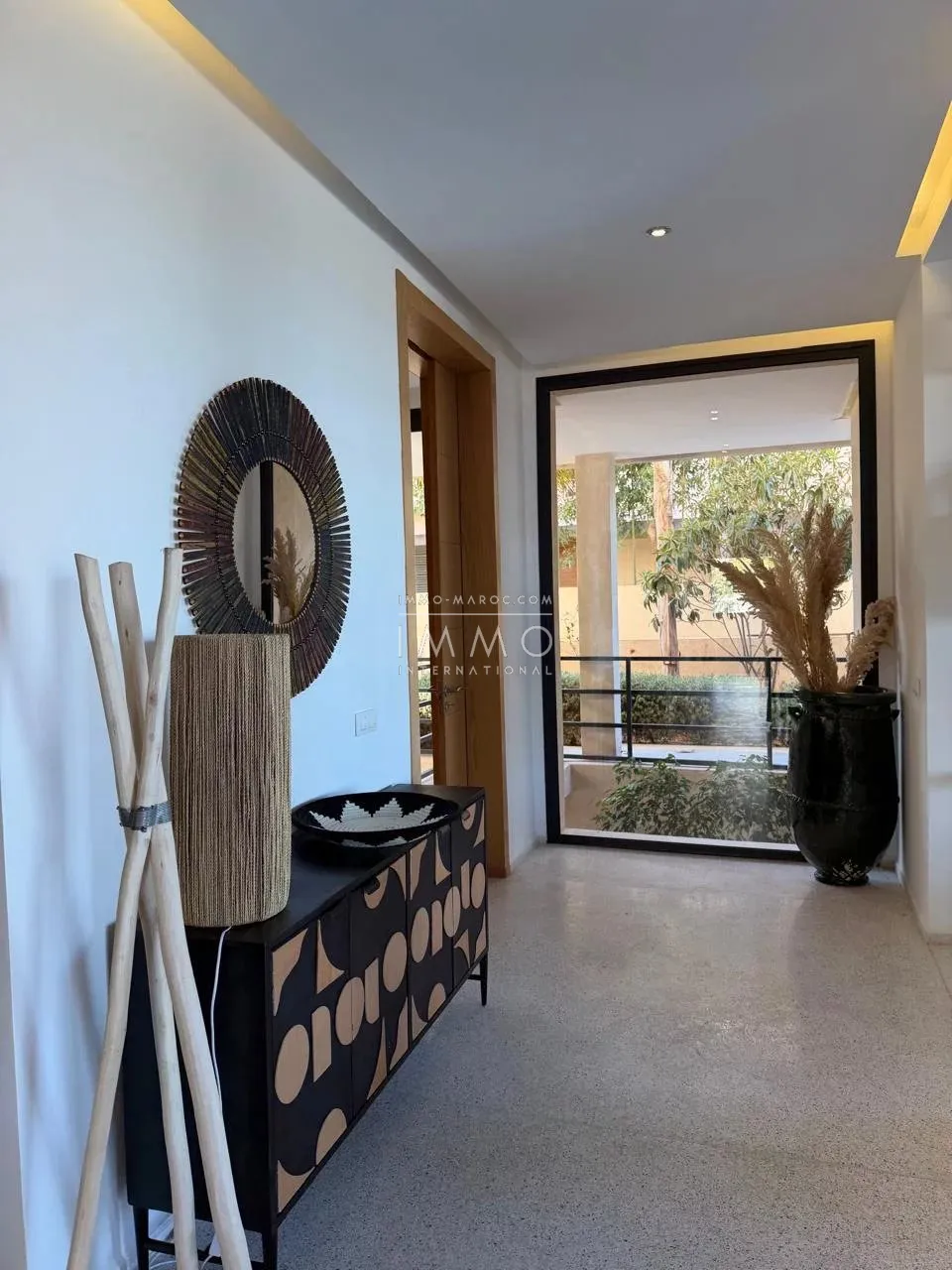 Long-term rental: exceptional villa at golf amelkis - marrakech