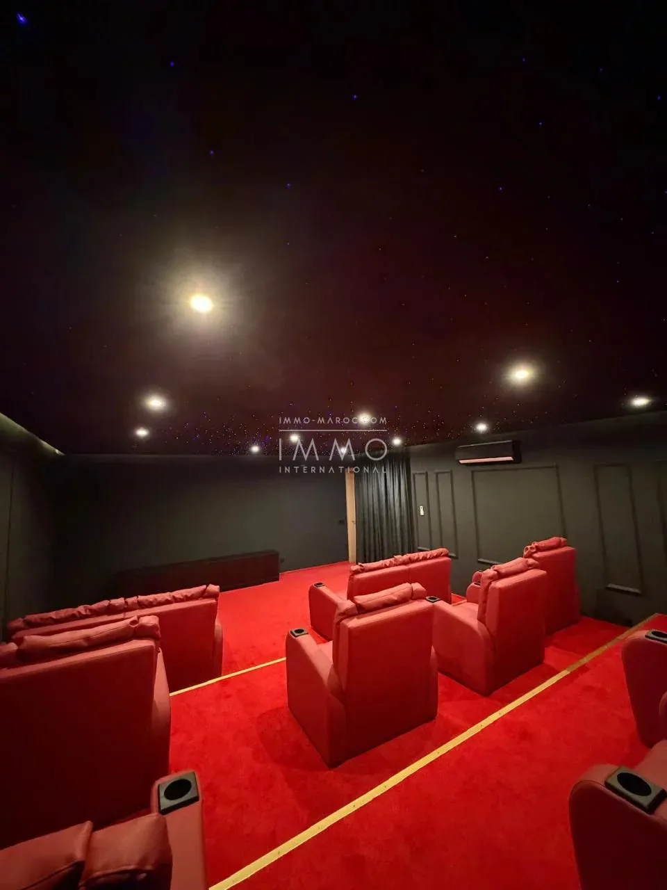 Long-term rental: exceptional villa at golf amelkis - marrakech