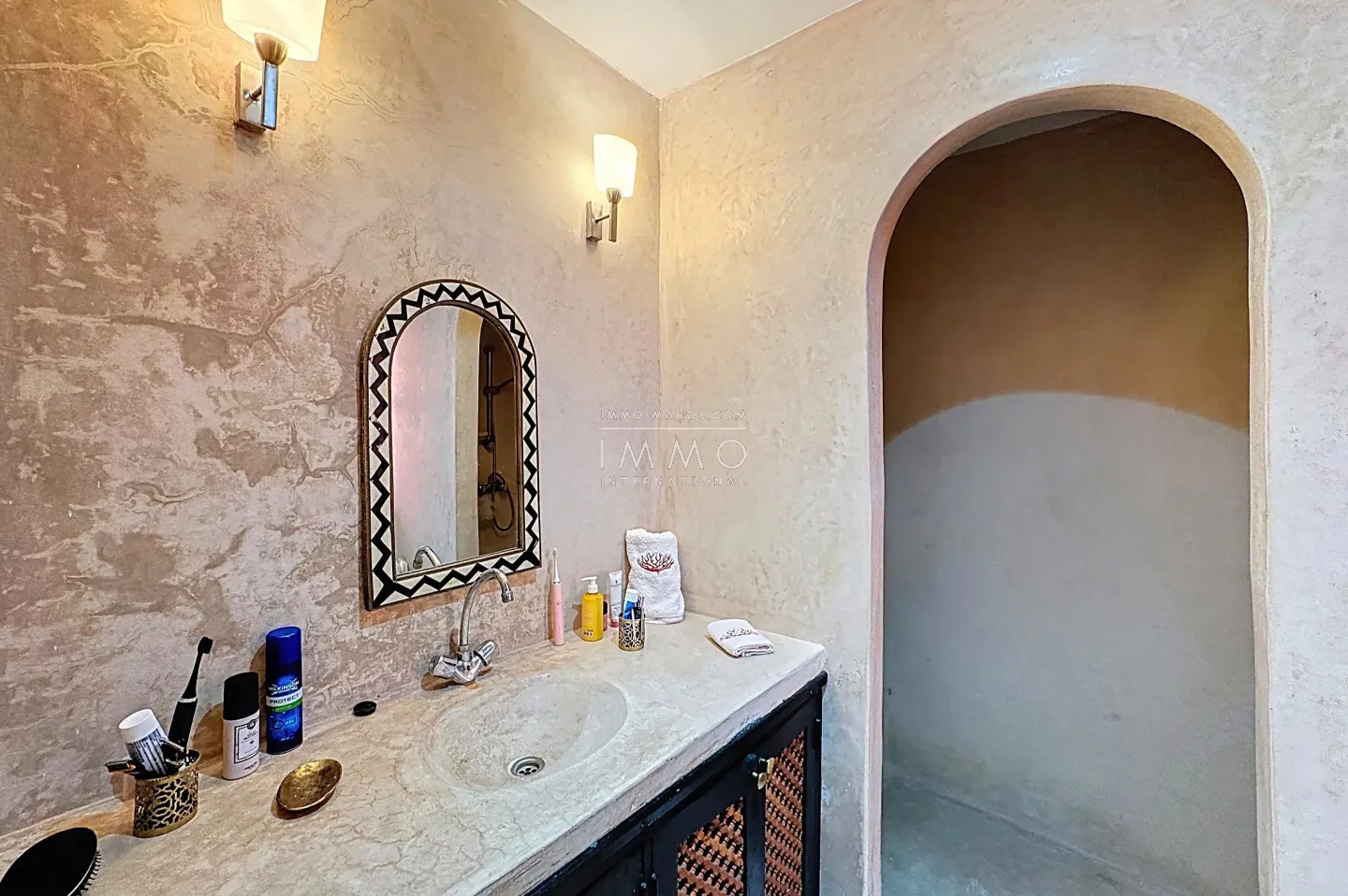 Exceptional riad in marrakech - medina sidi ben slimane, swimming pool, 4 suites, terrace overlooking the atlas mountains