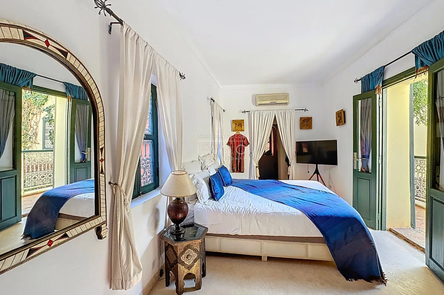 Exceptional riad in marrakech - medina sidi ben slimane, swimming pool, 4 suites, terrace overlooking the atlas mountains