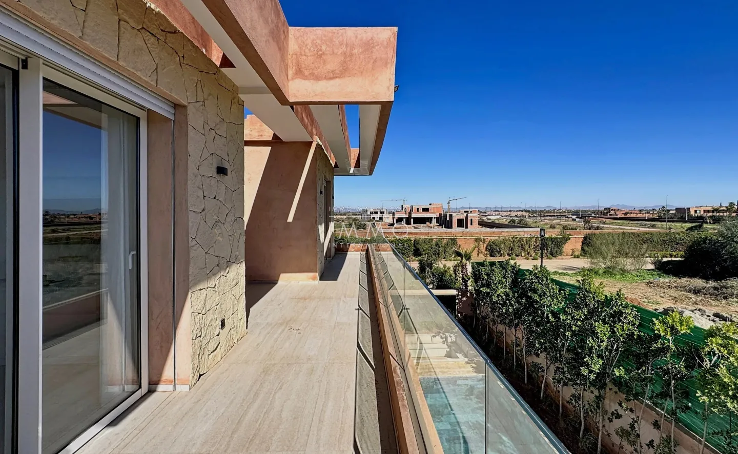 Superbe villa moderne a vendre sur le golf d’amelkis, marrakech - Photo 4